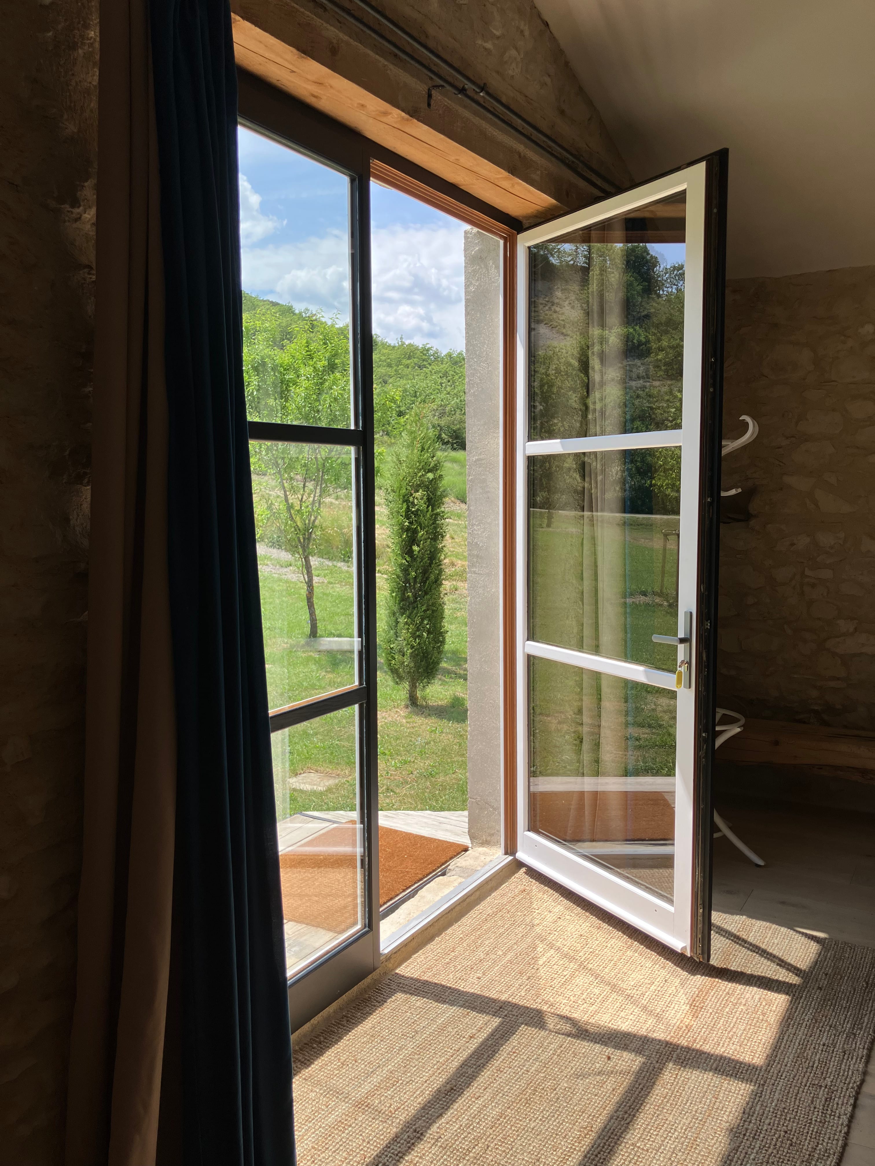 Le Grand Pré Loft — espace de 130 m² pour groupes dans la magnanerie Atelier Ilys — photo 9